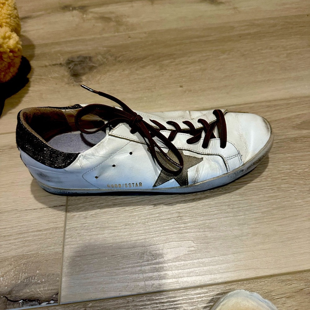 Golden goose